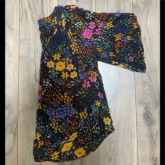 Vibrant Silk blouse By Fei, an Anthropologie brand - Picture 3 of 3